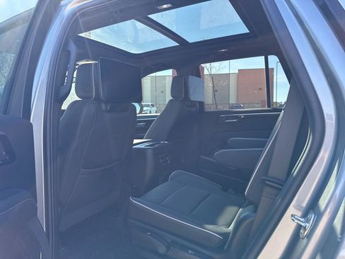 Used 2025 Chevrolet Tahoe Premier image 10