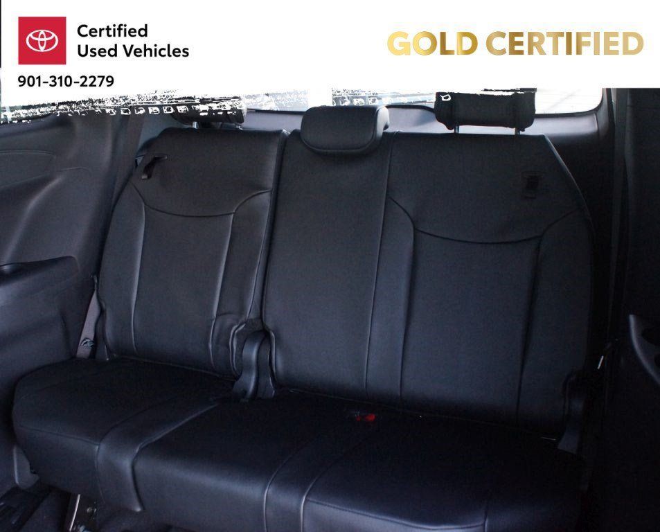 Certified 2026 Toyota Sienna XLE Woodland Edition AWD/4WD image 34