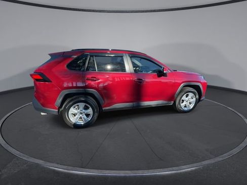 Used 2020 Toyota RAV4 XLE image 16