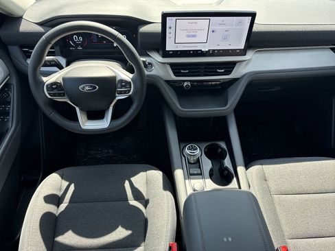 New 2026 Ford Explorer Active image 23