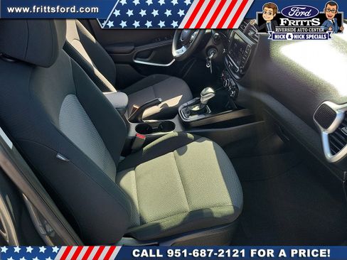 Used 2023 Kia Soul LX FWD image 14