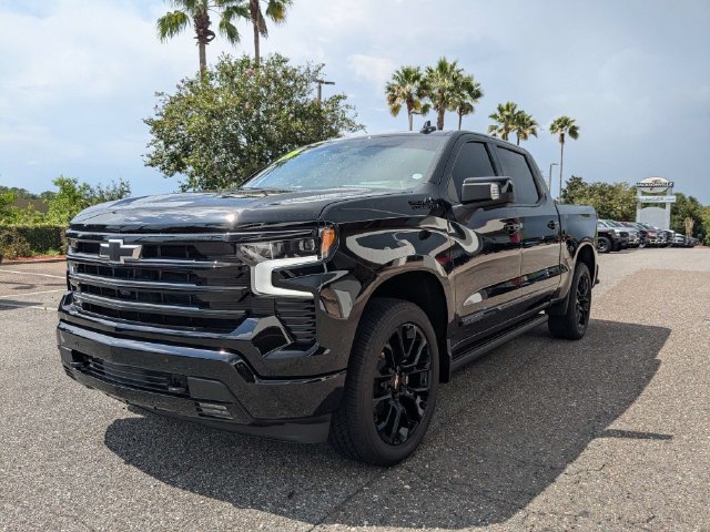 Used 2026 Chevrolet Silverado 1500 High Country w/ High Country Premium Package AWD/4WD image 9