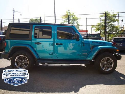 Used 2020 Jeep Wrangler Unlimited Sahara w/ Cold Weather Group AWD/4WD image 3