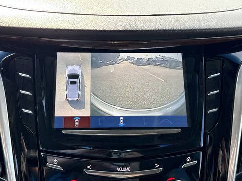 Used 2019 Cadillac Escalade ESV Luxury image 31