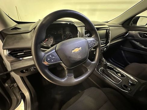Used 2019 Chevrolet Traverse LS FWD image 23