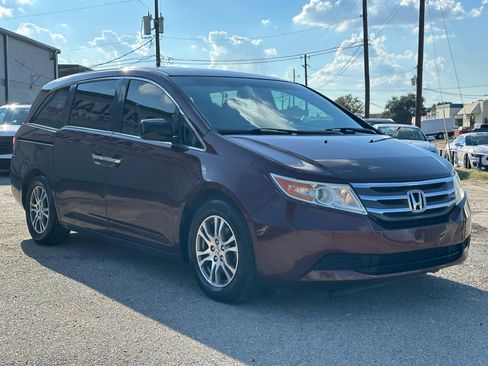 Used 2011 Honda Odyssey EX-L image 9