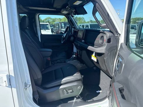 New 2026 Jeep Wrangler Unlimited Rubicon 392 w/ Quick Order Package 27X Moab AWD/4WD image 26