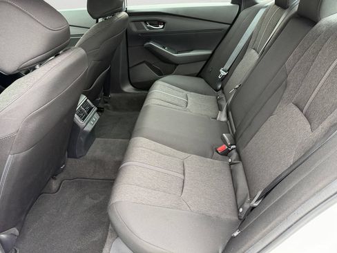 Used 2025 Honda Accord Sport image 15