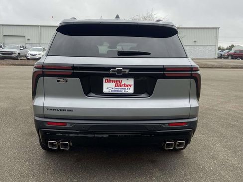 New 2026 Chevrolet Traverse LT w/ Midnight/Sport Edition image 3
