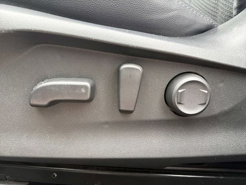 Certified 2024 Subaru Forester Premium AWD/4WD image 29