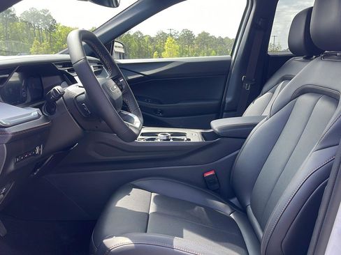 New 2026 Jeep Cherokee Limited AWD/4WD image 13
