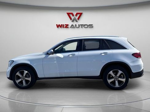 Used 2022 Mercedes-Benz GLC 300 4MATIC w/ Multimedia Package Lite image 9