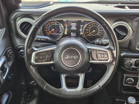 Used 2020 Jeep Wrangler Unlimited Sahara w/ LED Lighting Group image 16