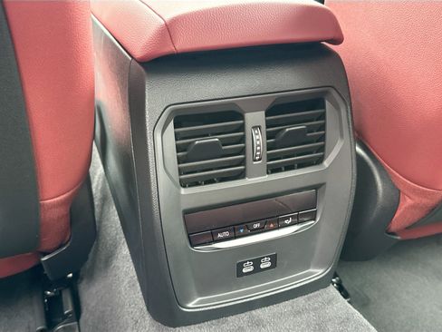 Certified 2025 BMW i4 eDrive40 RWD image 19