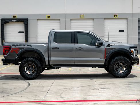 Used 2025 Ford F150 Raptor w/ Equipment Group 803A Raptor R AWD/4WD image 20