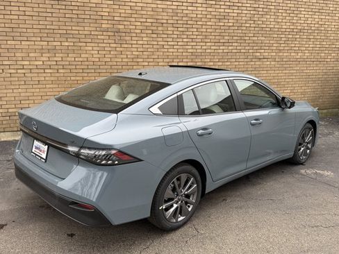 New 2026 Nissan Sentra SL w/ Floor Mat Package FWD image 25
