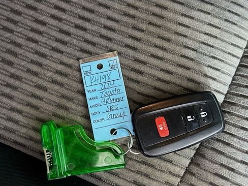 Used 2024 Toyota 4Runner SR5 image 34