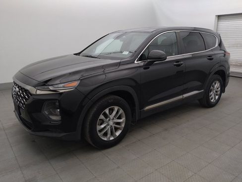 Used 2019 Hyundai Santa Fe SE AWD/4WD image 2