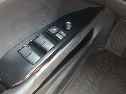 Used 2026 Toyota Camry SE FWD image 20