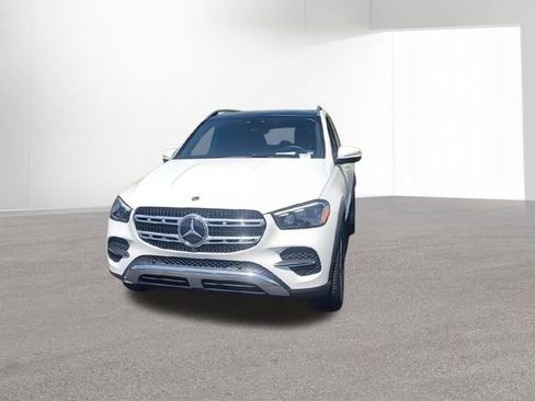 Used 2025 Mercedes-Benz GLE 350 4MATIC image 3