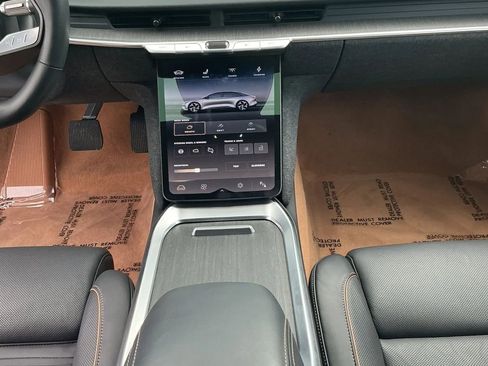 Used 2024 Lucid Air Touring AWD/4WD image 18
