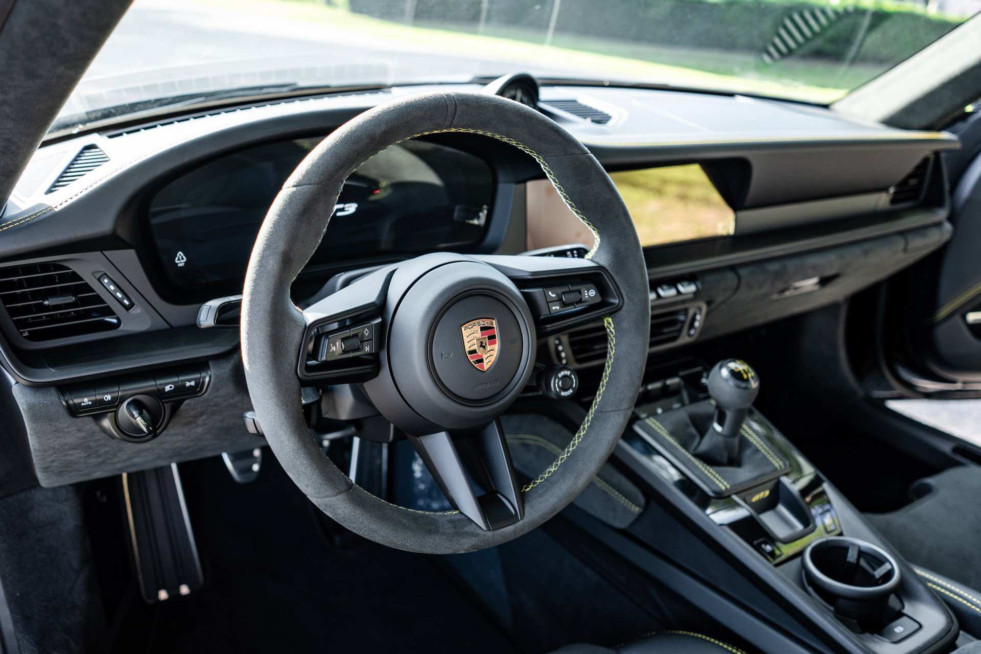 Used 2026 Porsche 911 GT3 RWD image 5