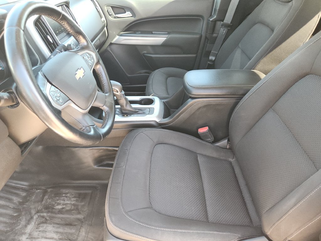 Used 2022 Chevrolet Colorado LT w/ Fleet Safety Package RWD image 13