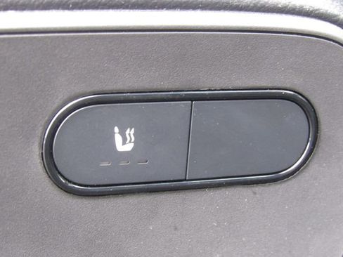 Used 2025 Mercedes-Benz Sprinter 2500 image 13