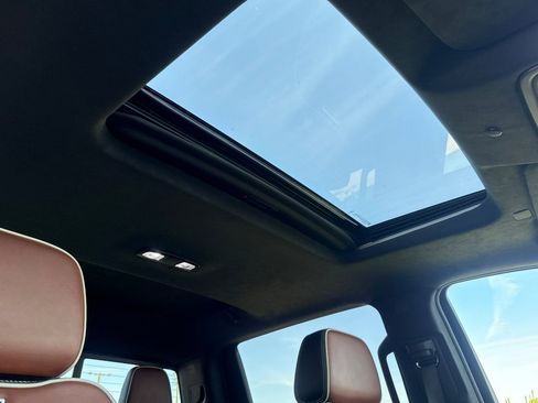 Used 2024 GMC Sierra 3500 Denali Ultimate AWD/4WD image 18