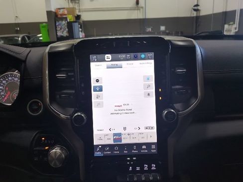 Used 2022 RAM 1500 Laramie AWD/4WD image 6