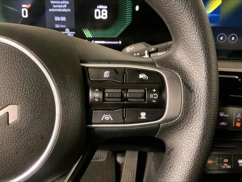 Used 2025 Kia K5 LXS FWD image 19