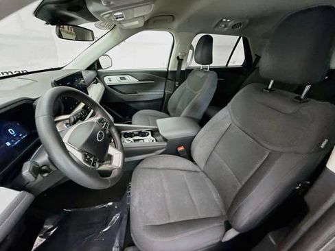 Certified 2025 Ford Explorer Active AWD/4WD image 21
