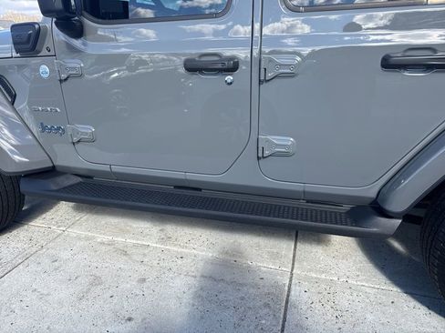 Used 2023 Jeep Wrangler Unlimited Sahara image 20