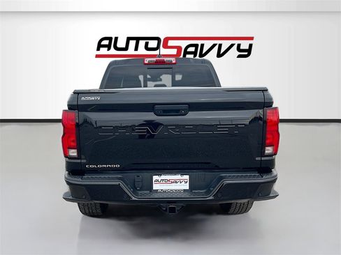 Used 2024 Chevrolet Colorado Z71 w/ Z71 Convenience Package 2 image 6