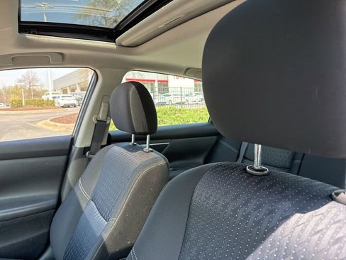 Used 2016 Nissan Altima 2.5 SV w/ Convenience Package image 8