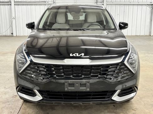 Used 2024 Kia Sportage EX AWD/4WD image 2
