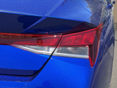 Used 2025 Hyundai Elantra SE image 45