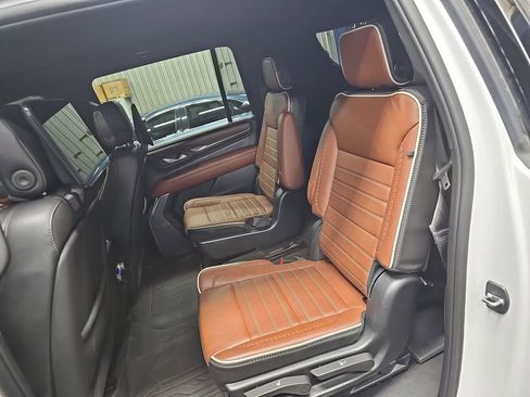 Used 2023 GMC Yukon XL Denali Ultimate w/ LPO, Floor Liner Package image 14