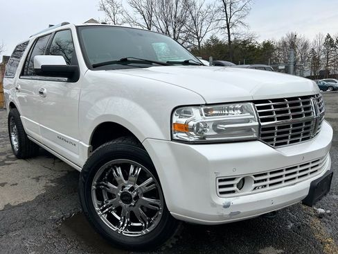 Used 2013 Lincoln Navigator 4WD w/ HD Trailer Tow Pkg image 1