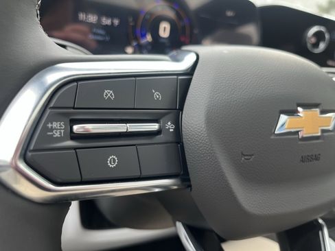 New 2026 Chevrolet Suburban Premier w/ Sun And Tow Package image 25