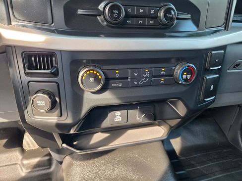 Used 2022 Ford F150 XL w/ Equipment Group 101A High image 44