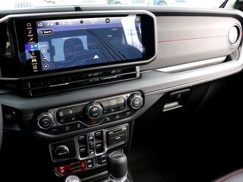 New 2026 Jeep Gladiator Rubicon image 13