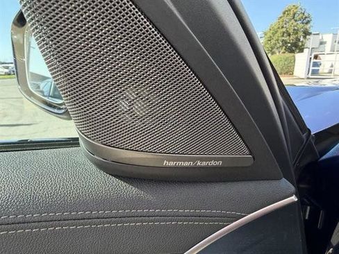 Used 2022 BMW M550i xDrive w/ Premium Package image 26