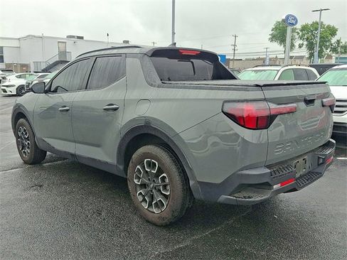 Used 2023 Hyundai Santa Cruz SEL Premium image 4