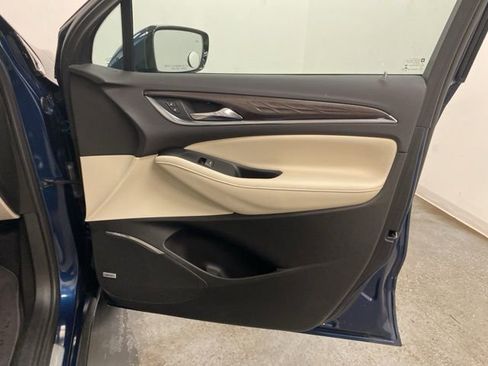 Used 2023 Buick Enclave Avenir w/ Trailering Package, 5000 lbs. AWD/4WD image 27
