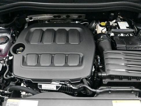 New 2026 Volkswagen Tiguan SE R-Line FWD image 30