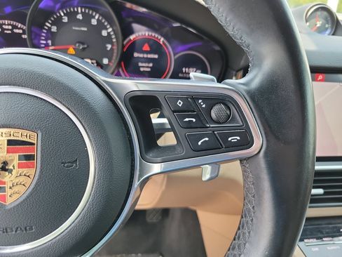 Used 2020 Porsche Cayenne AWD/4WD image 20