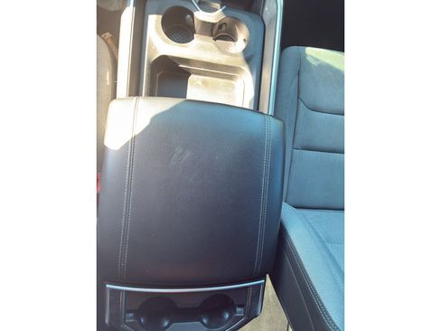 Used 2021 RAM 1500 Big Horn AWD/4WD image 17