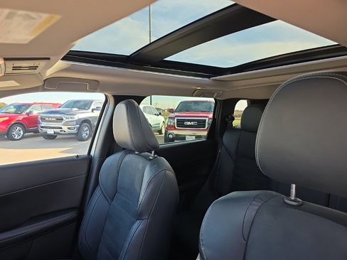 Used 2022 Mitsubishi Outlander SE image 10