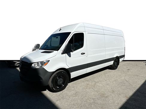 New 2026 Mercedes-Benz Sprinter 2500 image 3